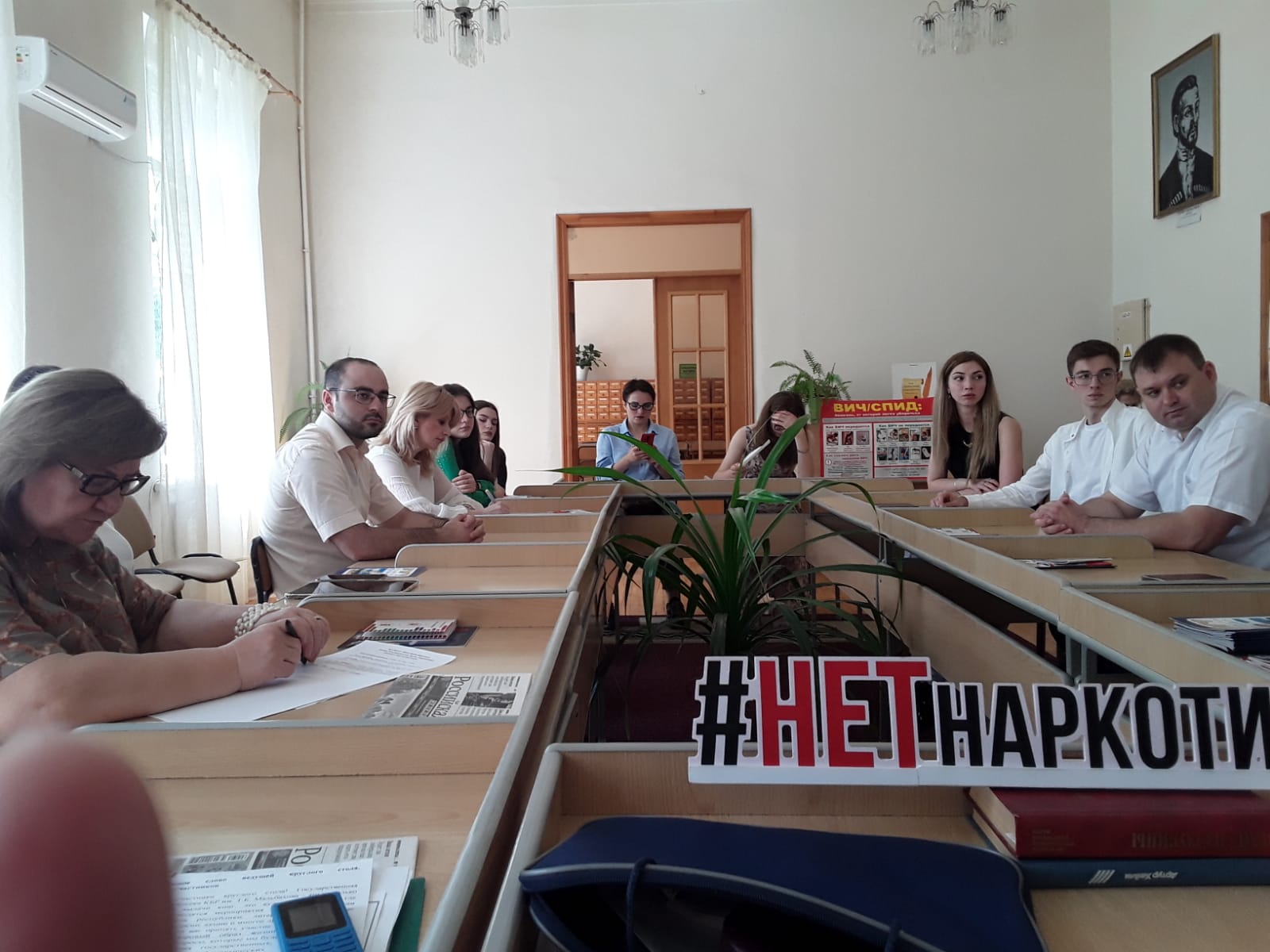 Круглый стол в Государственной национальной библиотеке им. Т.К. Мальбахова Круглый стол в Государственной национальной библиотеке им. Т.К. Мальбахова